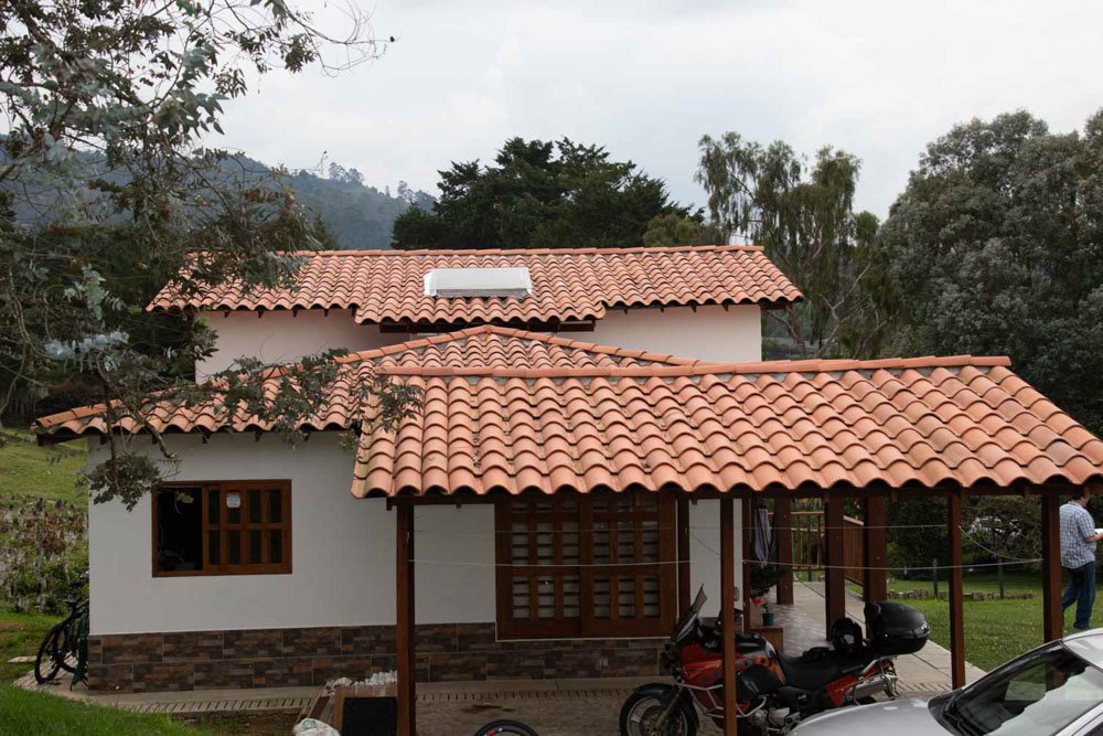 Casa prefabricada campestre entregada en Rionegro, Antioquia – Proyecto Llanogrande foto 4
