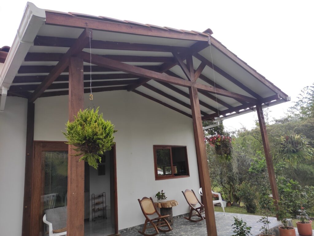 Casa prefabricada campestre entregada en Alto de Las Palmas, Antioquia – Proyecto Palmas foto 7
